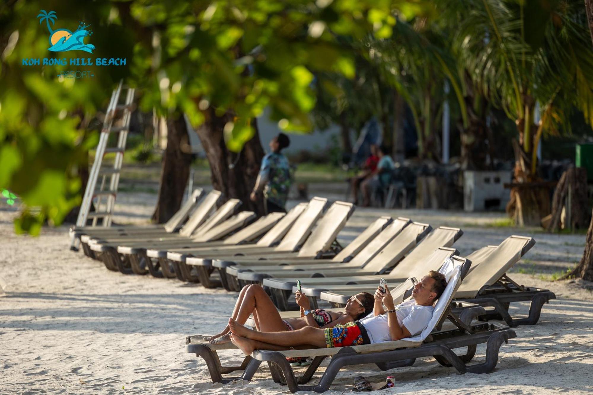 Koh Rong Hill Beach Resort Derm Tkov Village Extérieur photo