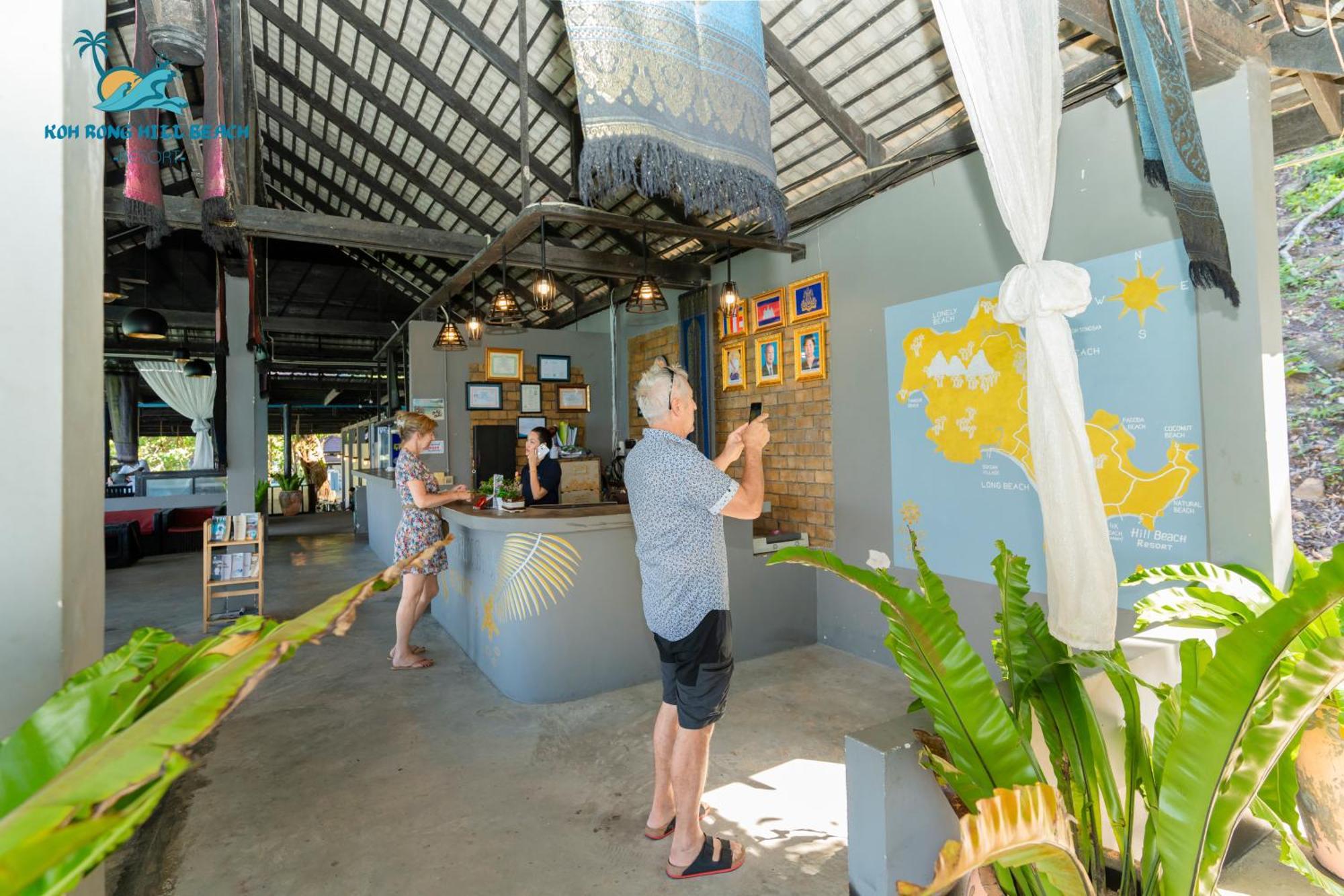 Koh Rong Hill Beach Resort Derm Tkov Village Extérieur photo
