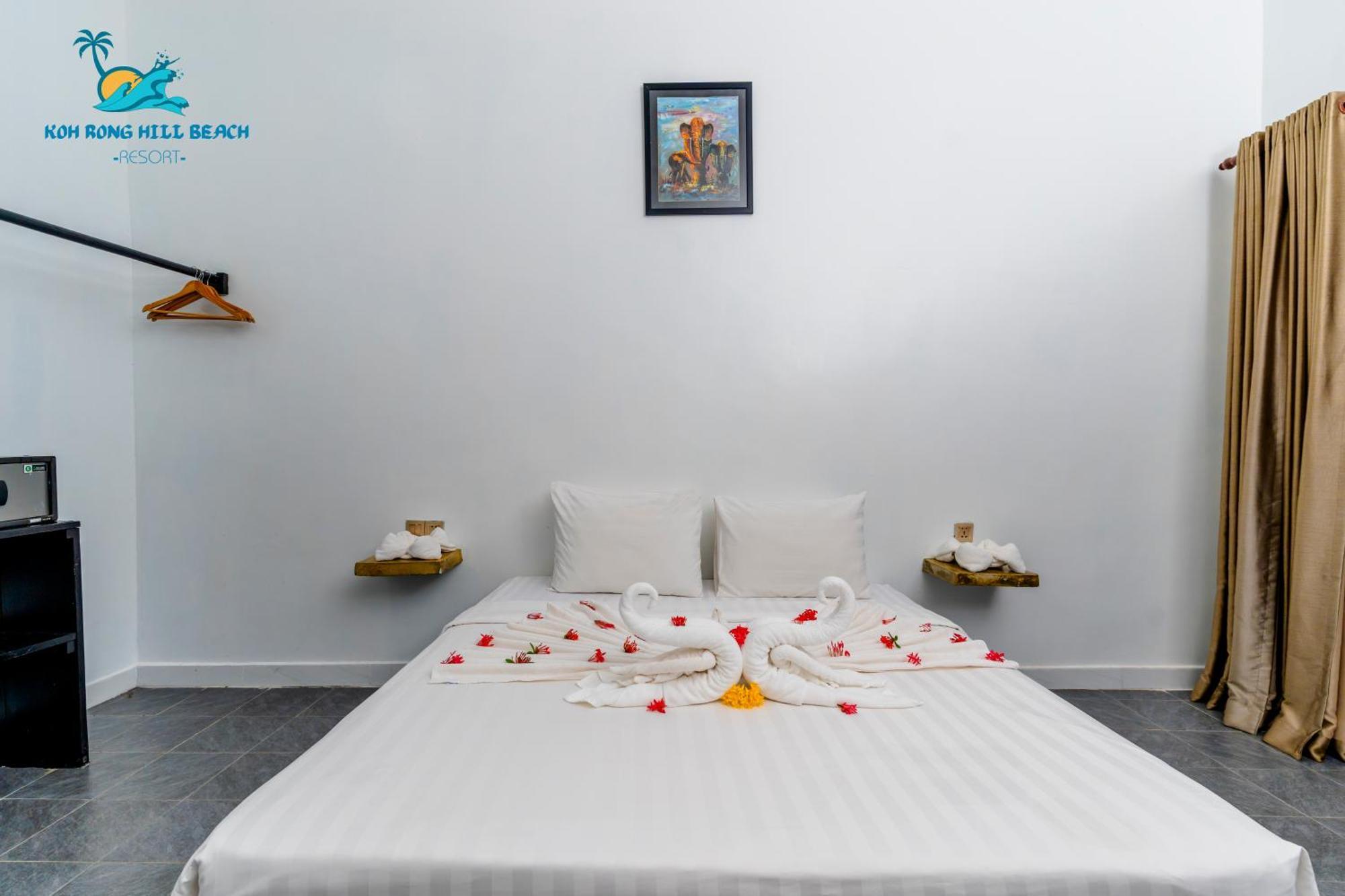 Koh Rong Hill Beach Resort Derm Tkov Village Extérieur photo